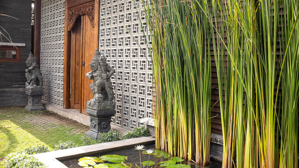 Villa Indrani - Villa entrance